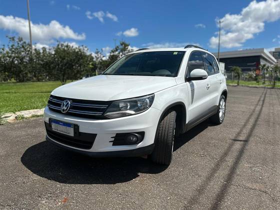 VOLKSWAGEN TIGUAN 1.4 TSI 16V TURBO GASOLINA 4P DSG